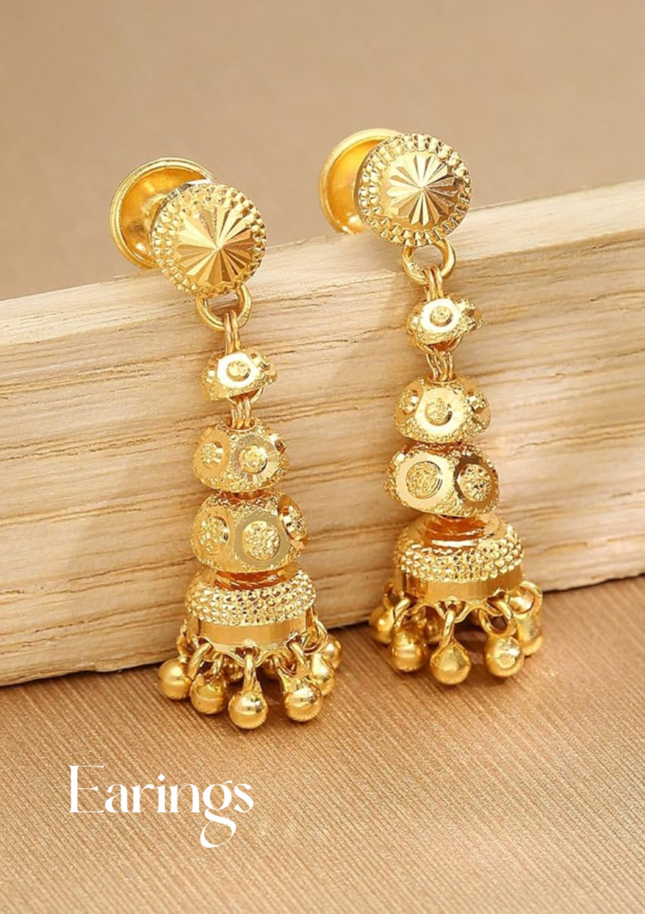Gold earrings in Nagpur