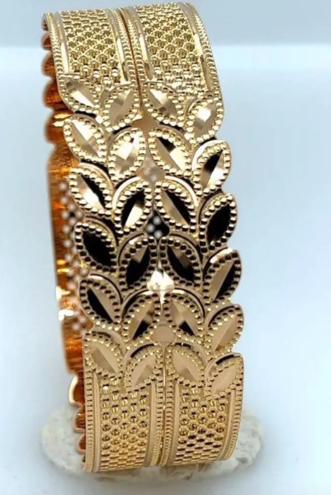 Machine Pattern Gold Bangles