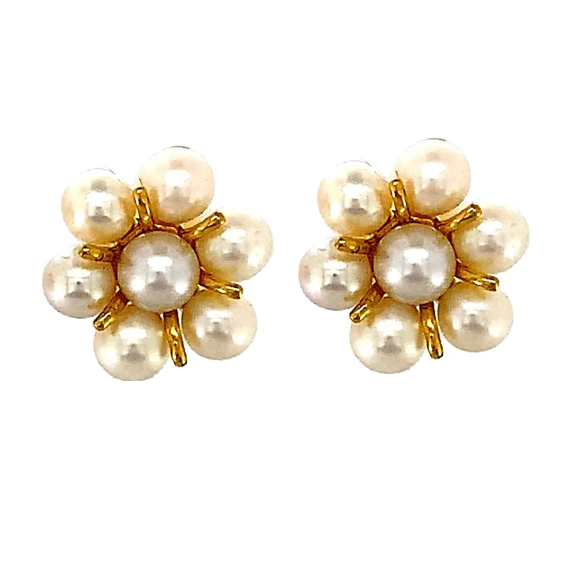 Elegant Floral Yellow Gold 22kt Pearl Gemstone Stud Earring