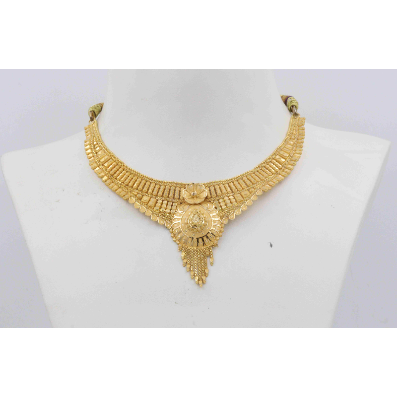 Alluring 22k gold necklace