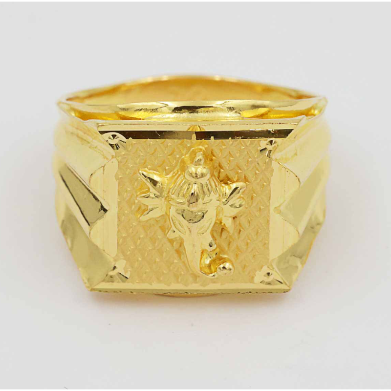 Majestic 22k gold ring